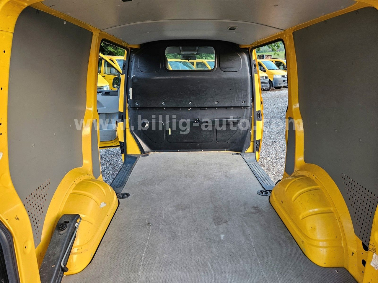 Volkswagen T5 Transporter 2.0TDI *2xSchiebetüre*Scheckheft - Furgão compacto: foto 3 Volkswagen T5 Transporter 2.0TDI *2xSchiebetüre*Scheckheft - Furgão compacto: foto 3