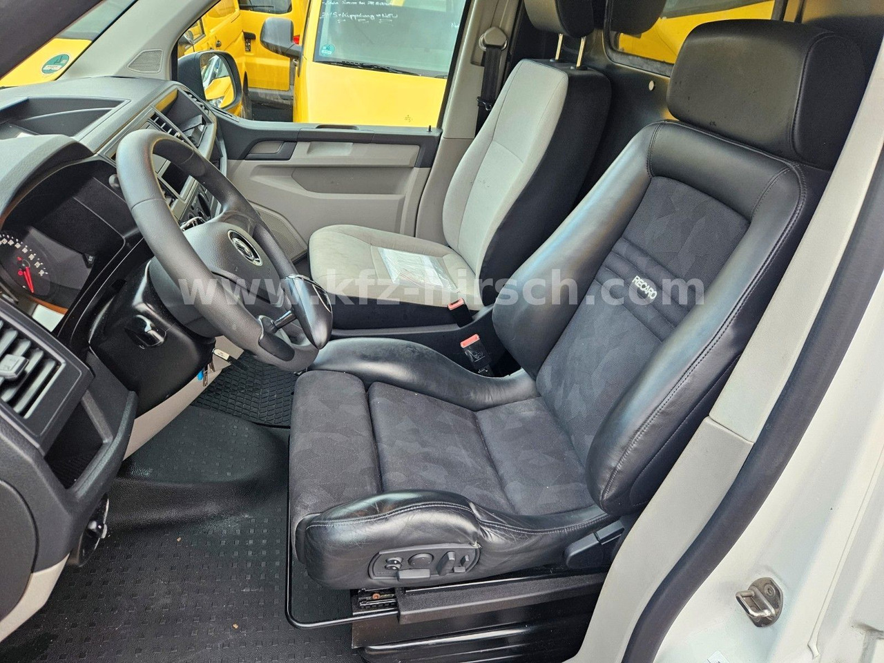 Volkswagen T6 Automatik/ DSG Sortimo Stdhzg Werkstatt 1.Hd - Furgão de passageiros: foto 5 Volkswagen T6 Automatik/ DSG Sortimo Stdhzg Werkstatt 1.Hd - Furgão de passageiros: foto 5