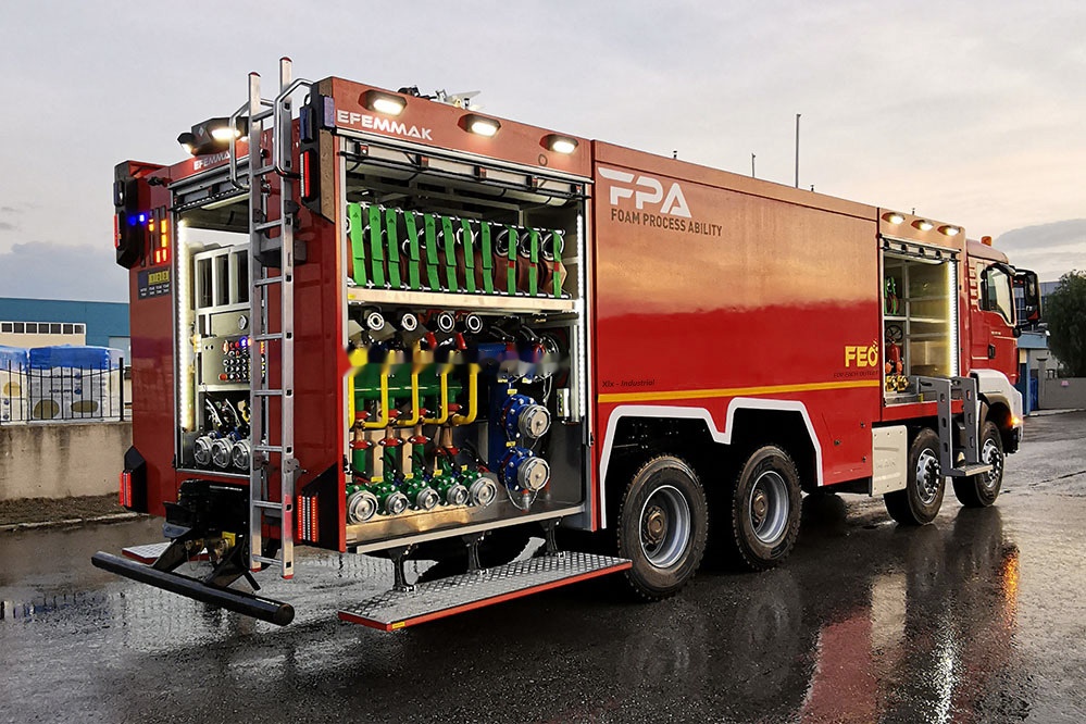 EFEMMAK Lx-Industrial Fire Vehicle - Carro de bombeiro: foto 4 EFEMMAK Lx-Industrial Fire Vehicle - Carro de bombeiro: foto 4
