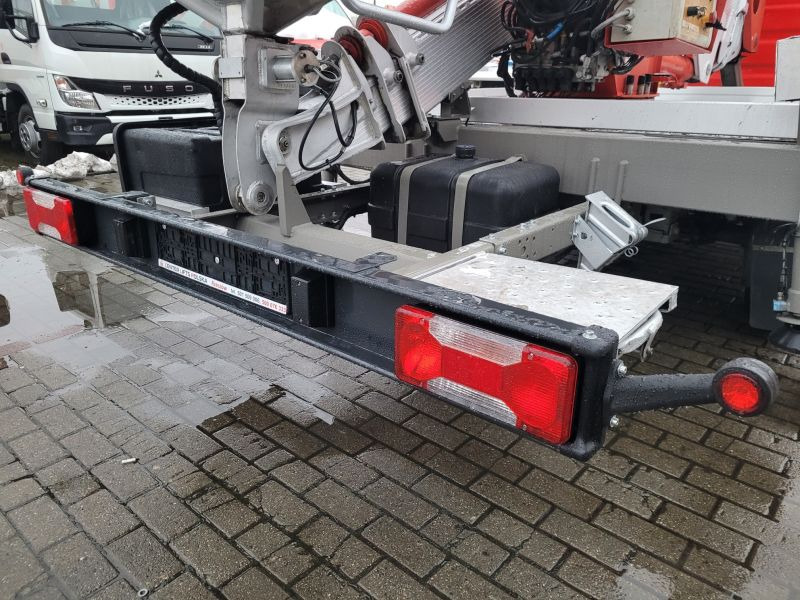 Iveco Daily 35S11 podnośnik koszowy 20 m Multitel MX200 - Caminhão com plataforma aérea: foto 5 Iveco Daily 35S11 podnośnik koszowy 20 m Multitel MX200 - Caminhão com plataforma aérea: foto 5