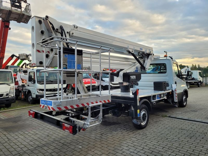 Iveco Daily 35S12 podnośnik koszowy 23 m CTE ZED 23.3 JH bucket truck boom lift - Caminhão com plataforma aérea: foto 4 Iveco Daily 35S12 podnośnik koszowy 23 m CTE ZED 23.3 JH bucket truck boom lift - Caminhão com plataforma aérea: foto 4