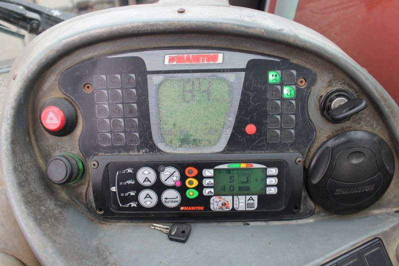 Leasing de  Ładowarka 4x4 obrotowa teleskopowa Manitou MRT 2150 Privilege Ładowarka 4x4 obrotowa teleskopowa Manitou MRT 2150 Privilege: foto 13