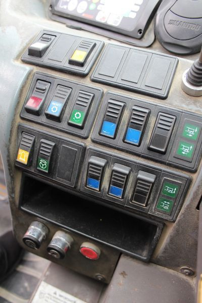 Leasing de  Ładowarka 4x4 obrotowa teleskopowa Manitou MRT 2150 Privilege Ładowarka 4x4 obrotowa teleskopowa Manitou MRT 2150 Privilege: foto 12