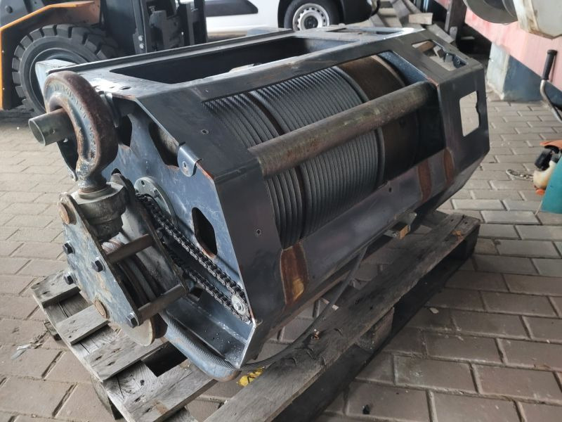 Merlo Ładowarka obrotowa 4x4 teleskopowa 21 m Merlo Roto 45.21 telehandler rotating - Empilhador telescópico: foto 2 Merlo Ładowarka obrotowa 4x4 teleskopowa 21 m Merlo Roto 45.21 telehandler rotating - Empilhador telescópico: foto 2