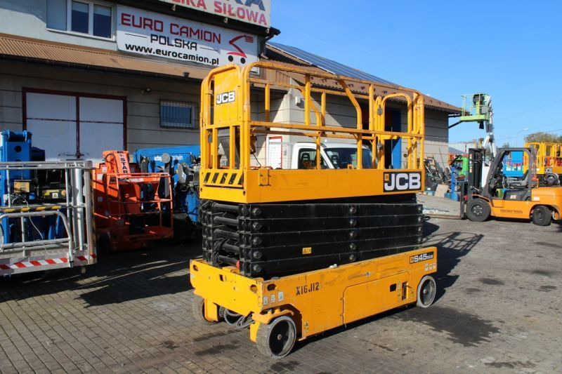 Podnośnik nożycowy elektryczny 16 m JCB S4550E - Plataforma de Tijera/ Plataforma de tesoura: foto 1 Podnośnik nożycowy elektryczny 16 m JCB S4550E - Plataforma de Tijera/ Plataforma de tesoura: foto 1