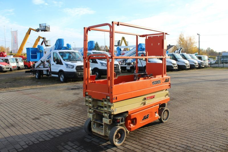 Podnośnik nożycowy elektryczny 8 m JLG 1930 ES - Plataforma de Tijera/ Plataforma de tesoura: foto 3 Podnośnik nożycowy elektryczny 8 m JLG 1930 ES - Plataforma de Tijera/ Plataforma de tesoura: foto 3