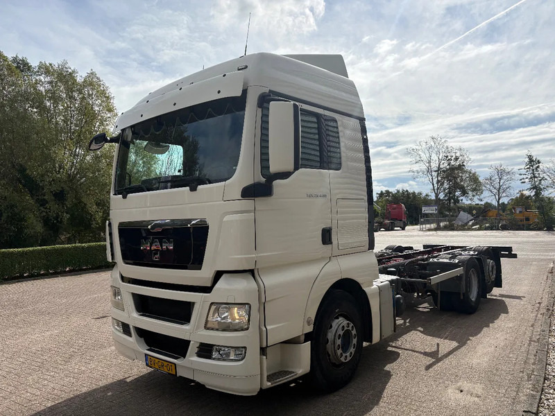 MAN TGX 26.400 / 6x2-2 LL / TUV - APK DECEMBER 2025 / - Camião chassi: foto 2 MAN TGX 26.400 / 6x2-2 LL / TUV - APK DECEMBER 2025 / - Camião chassi: foto 2