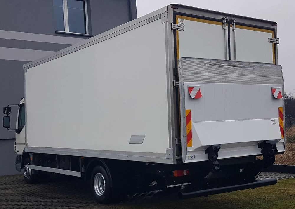 DAF LF 45.180 WINDA CHŁODNIA 15EP 6,20x2,45x2,19 KLIMA - Camião frigorífico: foto 3 DAF LF 45.180 WINDA CHŁODNIA 15EP 6,20x2,45x2,19 KLIMA - Camião frigorífico: foto 3