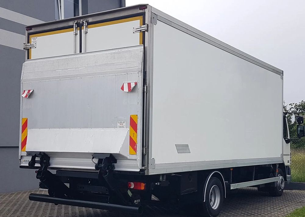 DAF LF 45.180 WINDA CHŁODNIA 15EP - Camião frigorífico: foto 4 DAF LF 45.180 WINDA CHŁODNIA 15EP - Camião frigorífico: foto 4