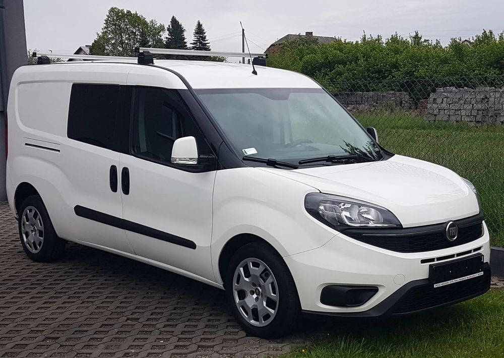 Fiat Doblo 1.6 Multijet 16V Easy - Automóvel: foto 1 Fiat Doblo 1.6 Multijet 16V Easy - Automóvel: foto 1