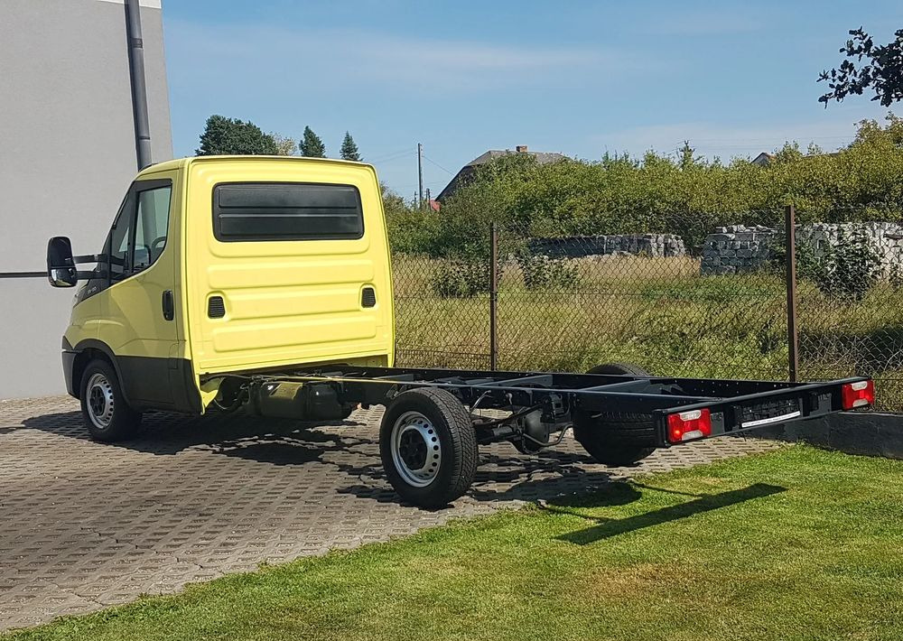Iveco Daily PODWOZIE RAMA DO ZABUDOWY WIDELEC KLIMA 35S13 DMC 3500 KG KRAJOWY - Camião chassi: foto 3 Iveco Daily PODWOZIE RAMA DO ZABUDOWY WIDELEC KLIMA 35S13 DMC 3500 KG KRAJOWY - Camião chassi: foto 3