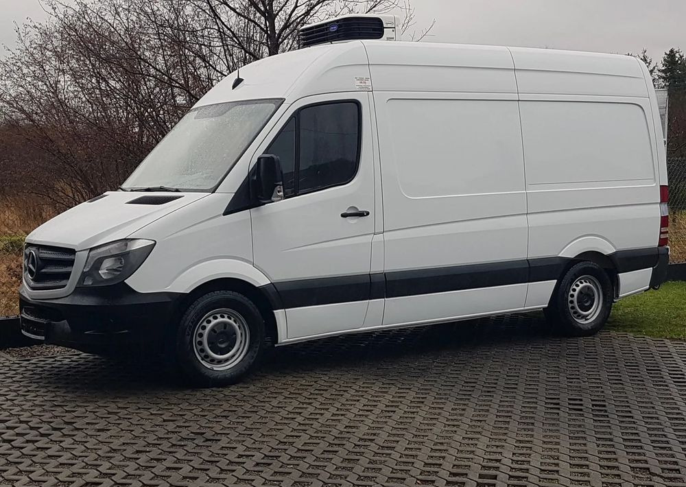 Mercedes-Benz SPRINTER WINDA CHŁODNIA AGREGAT IZOTERMA DŁUGI WYSOKI KLIMA - Carrinha frigorífica: foto 2 Mercedes-Benz SPRINTER WINDA CHŁODNIA AGREGAT IZOTERMA DŁUGI WYSOKI KLIMA - Carrinha frigorífica: foto 2