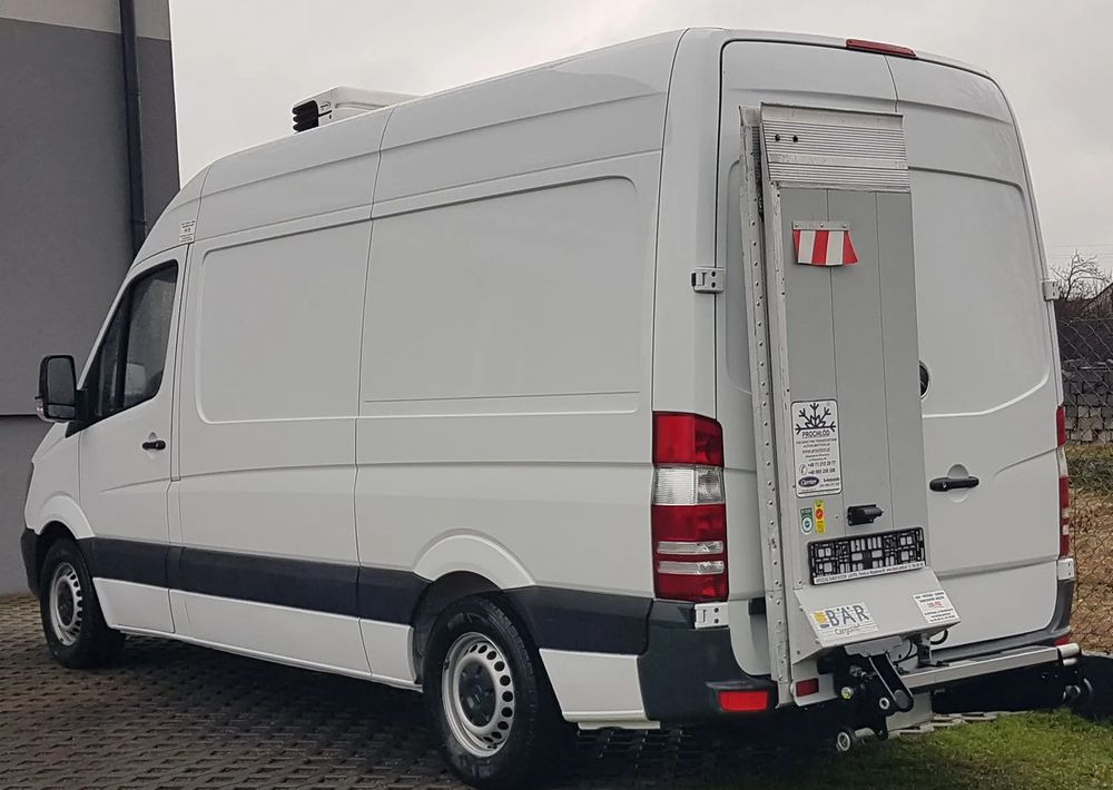Mercedes-Benz SPRINTER WINDA CHŁODNIA AGREGAT IZOTERMA DŁUGI WYSOKI KLIMA - Carrinha frigorífica: foto 3 Mercedes-Benz SPRINTER WINDA CHŁODNIA AGREGAT IZOTERMA DŁUGI WYSOKI KLIMA - Carrinha frigorífica: foto 3
