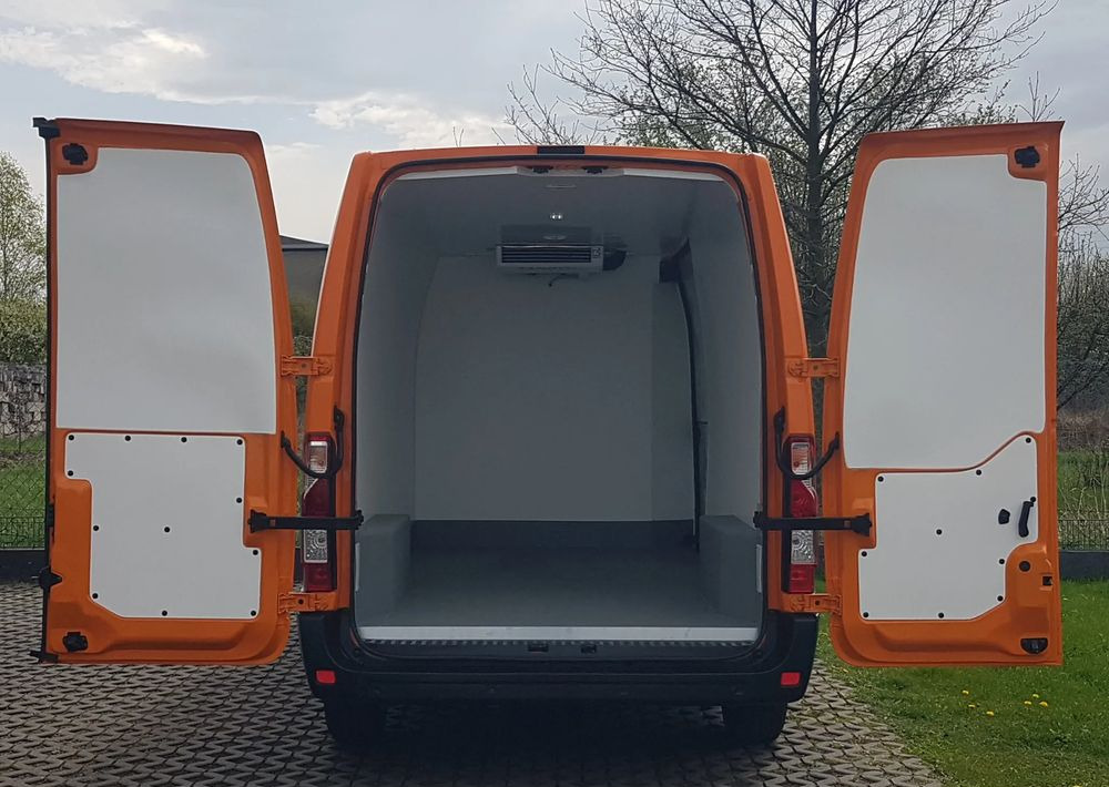 Opel MOVANO L3H2 CHŁODNIA IZOTERMA AGREGAT ZANOTTI KLIMA DŁUGI WYSOKI TEMPOMAT - Carrinha frigorífica: foto 5 Opel MOVANO L3H2 CHŁODNIA IZOTERMA AGREGAT ZANOTTI KLIMA DŁUGI WYSOKI TEMPOMAT - Carrinha frigorífica: foto 5