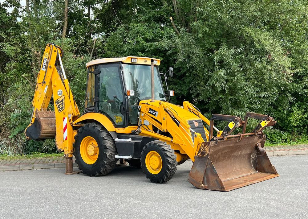 JCB KOPARKO ŁADOWARKA JCB 3CX STAN DOBRY - Retroescavadeira: foto 2 JCB KOPARKO ŁADOWARKA JCB 3CX STAN DOBRY - Retroescavadeira: foto 2