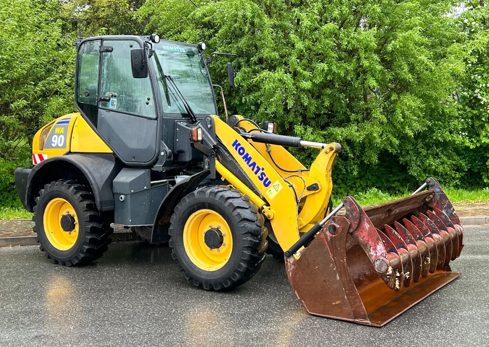 Komatsu Ładowarka KOMATSU WA 90 STAN IDEALNY - Pá carregadora de rodas: foto 2 Komatsu Ładowarka KOMATSU WA 90 STAN IDEALNY - Pá carregadora de rodas: foto 2