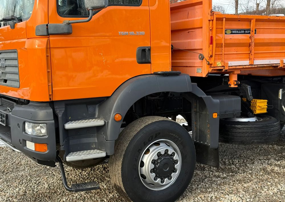MAN * TGM 18-330 MAN 4x4 HDS Hiab 122 * Kiper Wywrotka * Bardzo Dobry Stan - Camião basculante: foto 5 MAN * TGM 18-330 MAN 4x4 HDS Hiab 122 * Kiper Wywrotka * Bardzo Dobry Stan - Camião basculante: foto 5