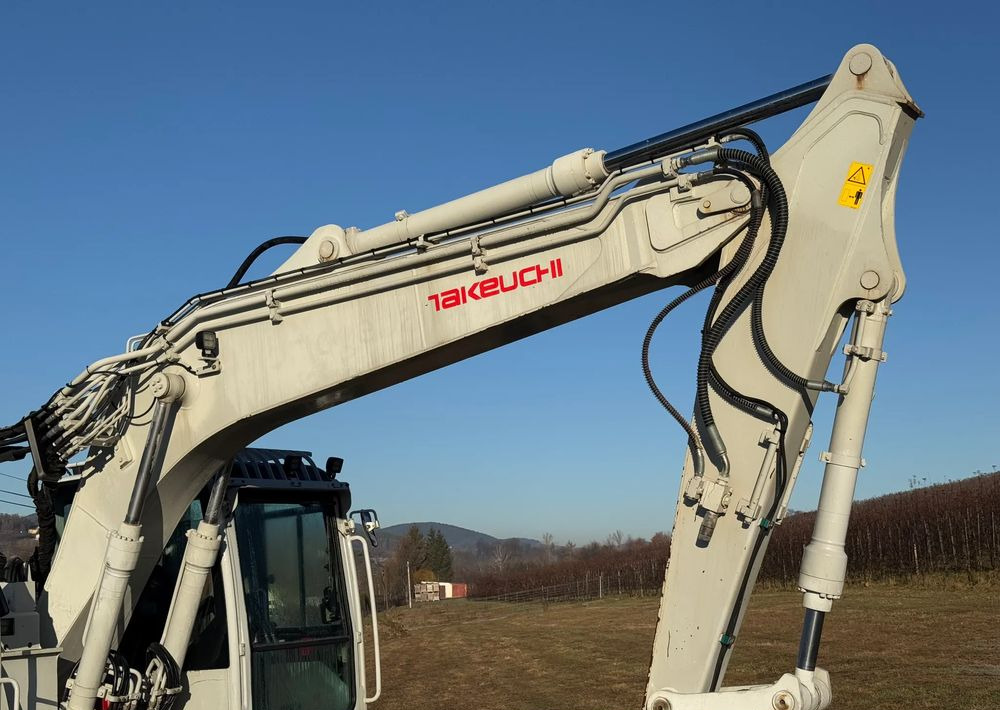 Takeuchi KOPARKA TAKEUCHI TB2150R 5100 MTH SPROWADZONA STAN PERFEKCYJNY - Escavadora de rastos: foto 5 Takeuchi KOPARKA TAKEUCHI TB2150R 5100 MTH SPROWADZONA STAN PERFEKCYJNY - Escavadora de rastos: foto 5