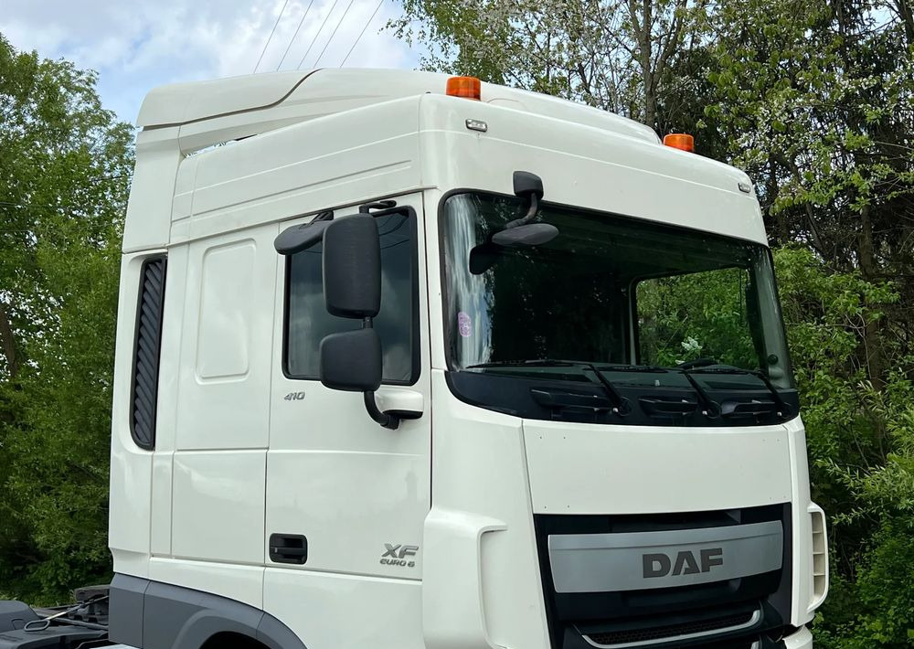 DAF * DAF XF 106 * SPROWADZONY * SUPER STAN CIĄGNIK SIODŁOWY Euro 6 - Tractor: foto 3 DAF * DAF XF 106 * SPROWADZONY * SUPER STAN CIĄGNIK SIODŁOWY Euro 6 - Tractor: foto 3