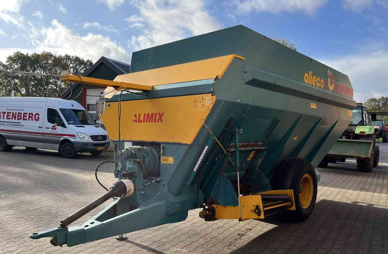 Alieco Alimix horizontale voermengwagen - Misturadora Alimentadora: foto 3 Alieco Alimix horizontale voermengwagen - Misturadora Alimentadora: foto 3