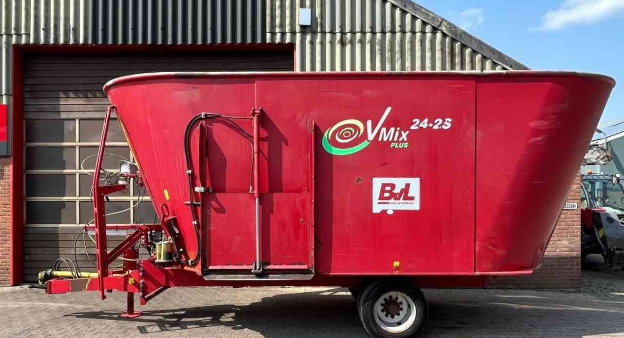 BVL V-Mix 24-2S Voermengwagen voermachines - Misturadora Alimentadora: foto 1 BVL V-Mix 24-2S Voermengwagen voermachines - Misturadora Alimentadora: foto 1