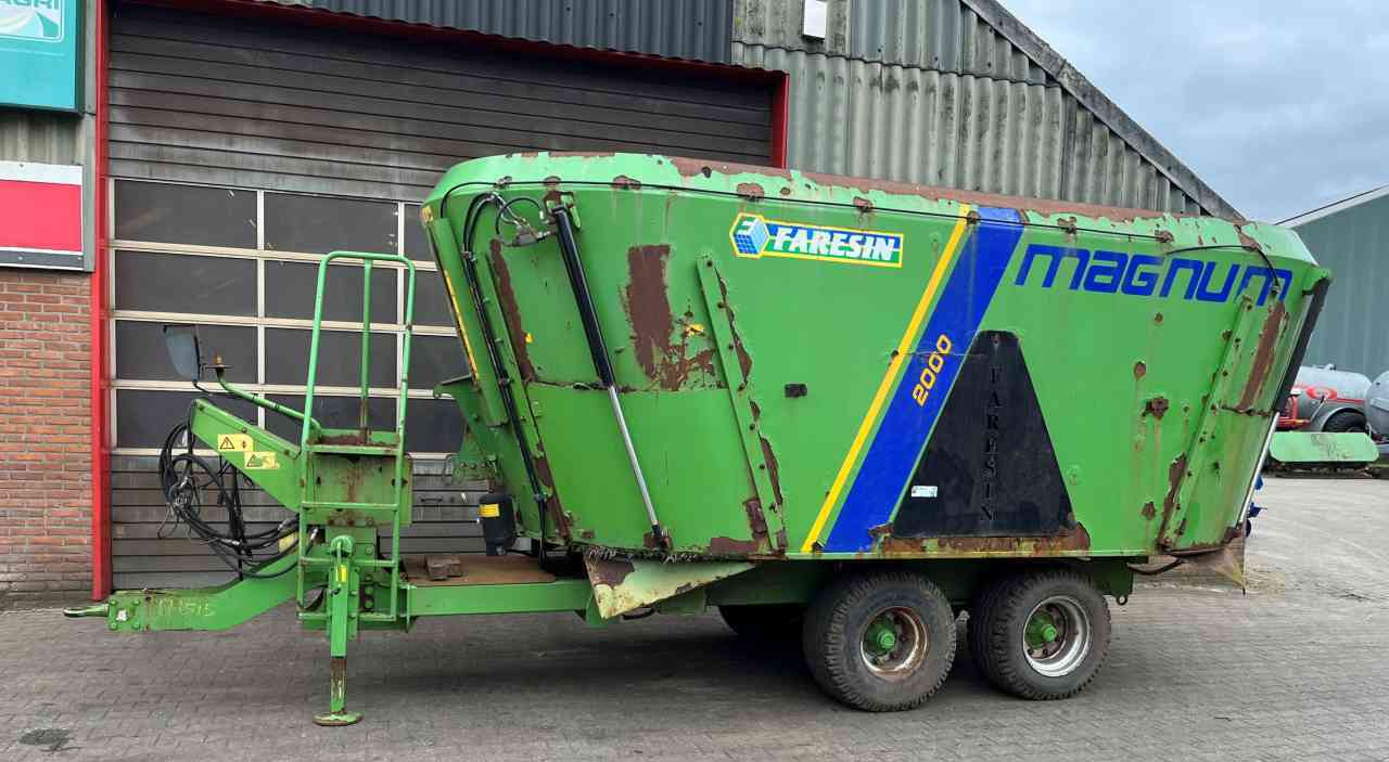 Faresin Magnum 2000 voermachines - Misturadora Alimentadora: foto 3 Faresin Magnum 2000 voermachines - Misturadora Alimentadora: foto 3