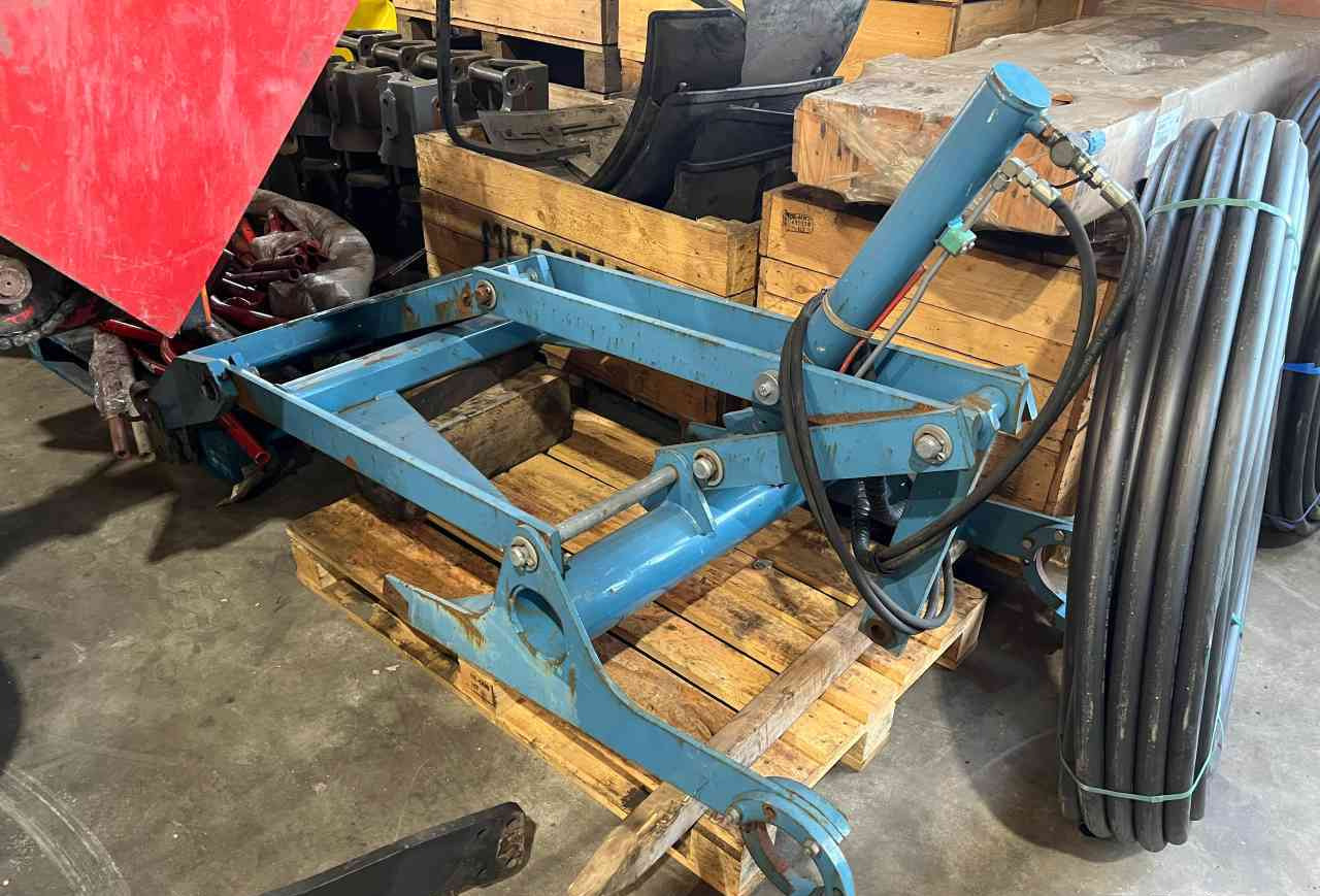 Imants Hef passend aan onderImants 47 spitmachine grondbewerking - Maquina para lavrar a terra: foto 1 Imants Hef passend aan onderImants 47 spitmachine grondbewerking - Maquina para lavrar a terra: foto 1