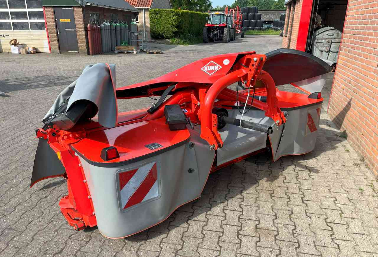 Kuhn GMD3123F-FF frontmaaier weidebouwmachines - Gadanheira: foto 3 Kuhn GMD3123F-FF frontmaaier weidebouwmachines - Gadanheira: foto 3