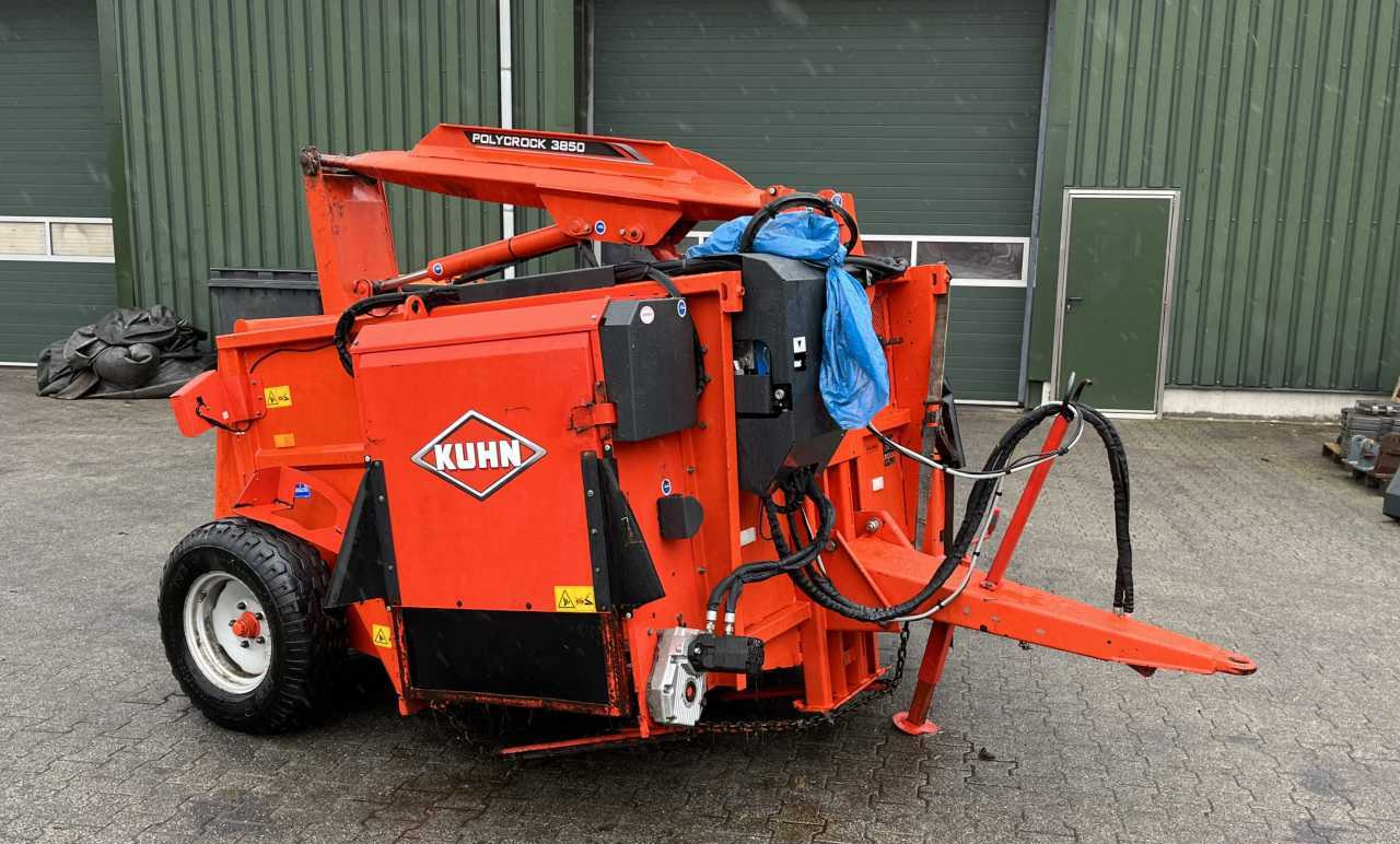 Kuhn Polycrock 3850 voermachines - Equipamento para silagem: foto 1 Kuhn Polycrock 3850 voermachines - Equipamento para silagem: foto 1
