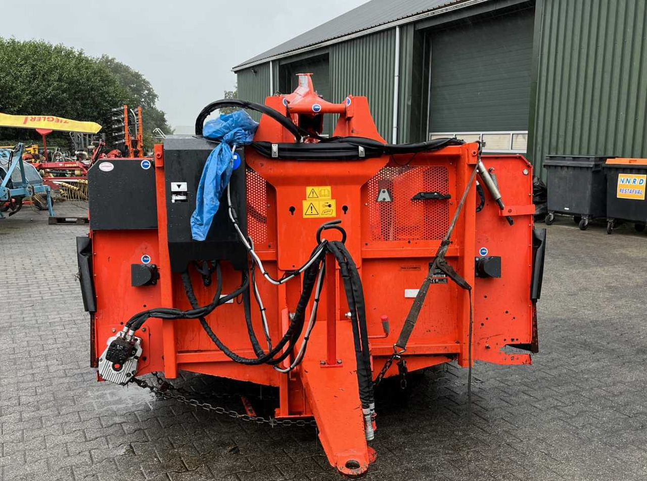 Kuhn Polycrock 3850 voermachines - Equipamento para silagem: foto 3 Kuhn Polycrock 3850 voermachines - Equipamento para silagem: foto 3