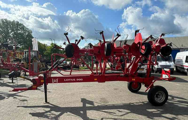 Lely Lotus 900 - Ancinho enleirador: foto 1 Lely Lotus 900 - Ancinho enleirador: foto 1