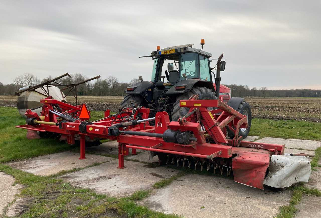Lely Triplo 801 vlindermaaier, triplomaaier weidemachines - Gadanheira: foto 1 Lely Triplo 801 vlindermaaier, triplomaaier weidemachines - Gadanheira: foto 1