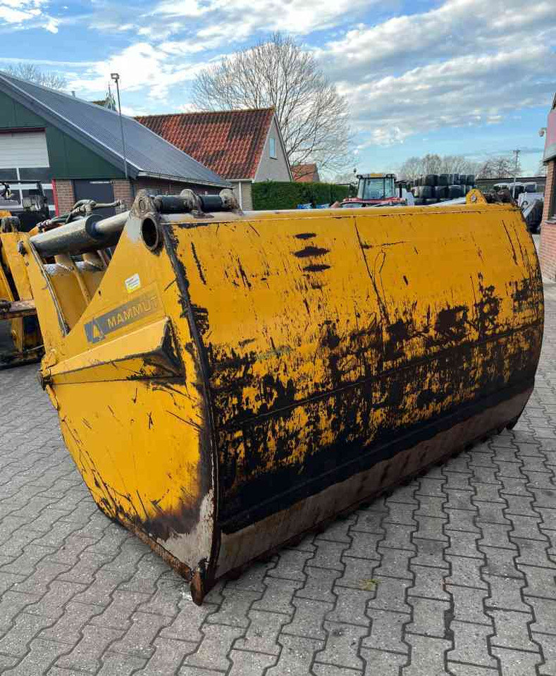 Mammut Kuilhapper, JCB Q-Fit, voermachines. - Equipamento para silagem: foto 2 Mammut Kuilhapper, JCB Q-Fit, voermachines. - Equipamento para silagem: foto 2