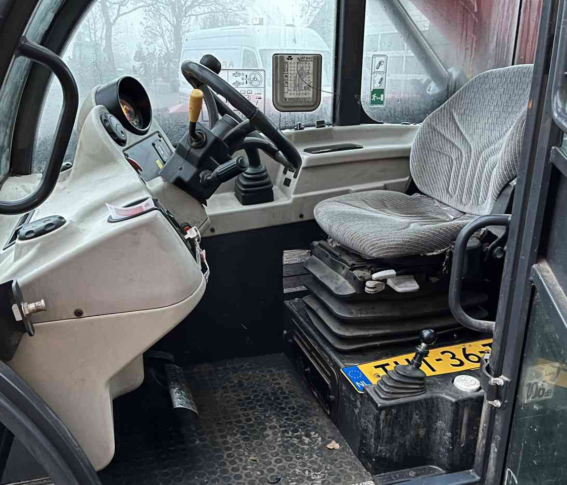 Empilhador telescópico Massey Ferguson 9407S Xtra verreiker: foto 6 Empilhador telescópico Massey Ferguson 9407S Xtra verreiker: foto 6