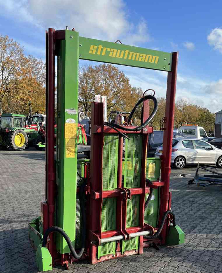 Strautmann Hydrofox HQ plus 2800 Kuilsnijder voermachines - Equipamento para silagem: foto 4 Strautmann Hydrofox HQ plus 2800 Kuilsnijder voermachines - Equipamento para silagem: foto 4
