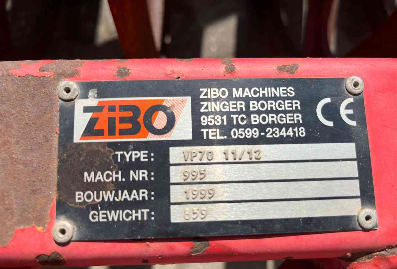 Zibo VP70 11/12 vorenpakker 2,50 m. grondbewerking - Rolo agricola: foto 5 Zibo VP70 11/12 vorenpakker 2,50 m. grondbewerking - Rolo agricola: foto 5