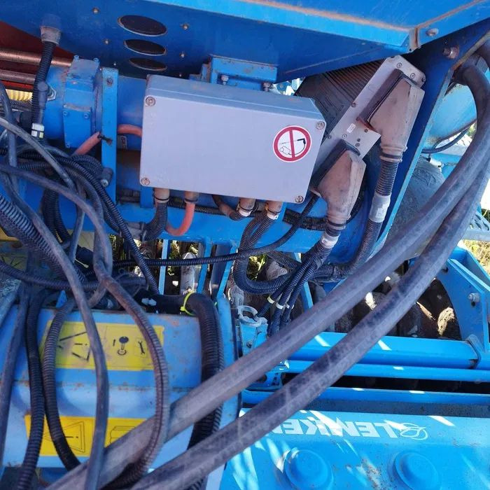 Agregat uprawowo siewny LEMKEN solitair 9 - Semeadora combinada: foto 5 Agregat uprawowo siewny LEMKEN solitair 9 - Semeadora combinada: foto 5