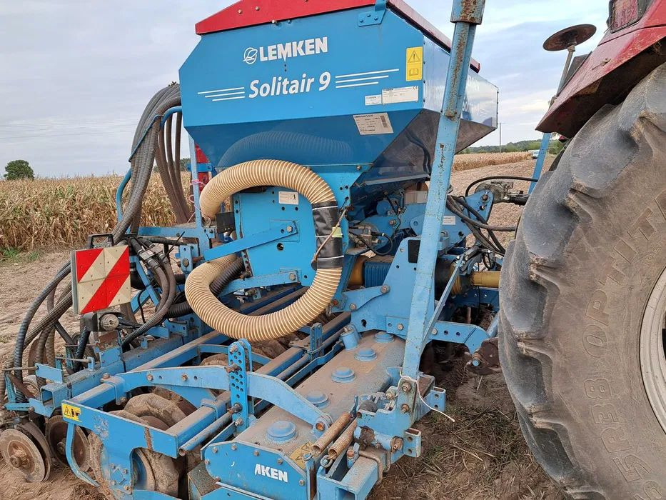 Agregat uprawowo siewny LEMKEN solitair 9 - Semeadora combinada: foto 1 Agregat uprawowo siewny LEMKEN solitair 9 - Semeadora combinada: foto 1
