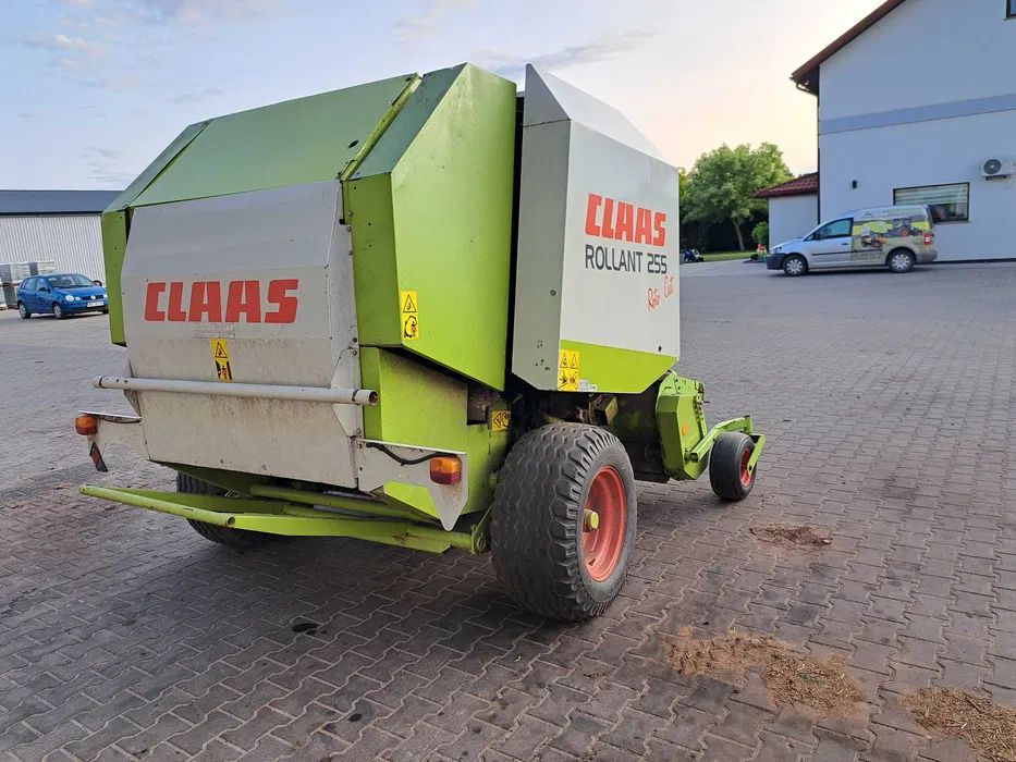 Claas Rollant 255 RC - Enfardadeira de fardos redondos: foto 2 Claas Rollant 255 RC - Enfardadeira de fardos redondos: foto 2