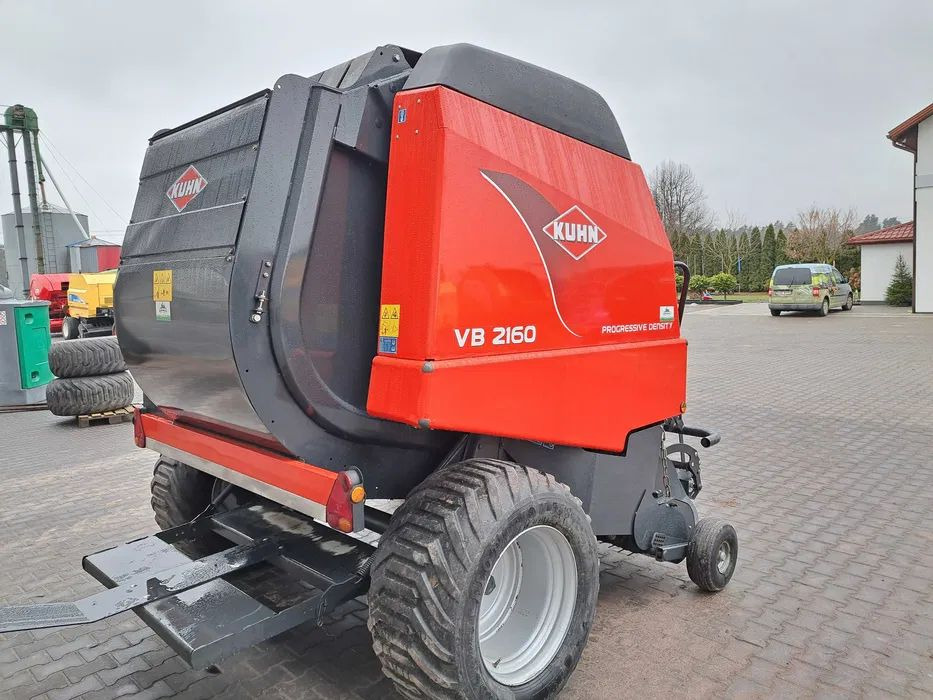 Kuhn VB 2160 - Enfardadeira de fardos redondos: foto 4 Kuhn VB 2160 - Enfardadeira de fardos redondos: foto 4