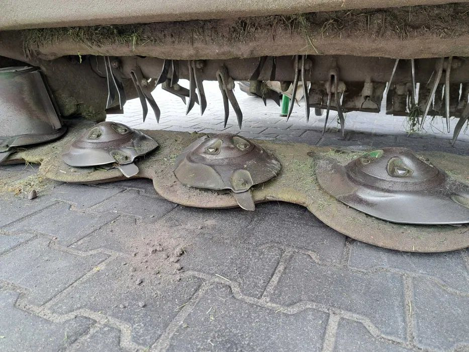 Mchale F3100 R3100 PRO GLIDE zestaw kosiarek - Gadanheira: foto 4 Mchale F3100 R3100 PRO GLIDE zestaw kosiarek - Gadanheira: foto 4