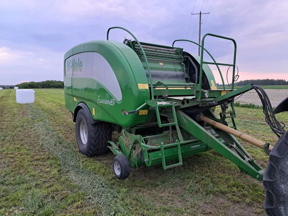 Mchale fusion 3 prasoowijarka - Enfardadeira de fardos redondos: foto 2 Mchale fusion 3 prasoowijarka - Enfardadeira de fardos redondos: foto 2