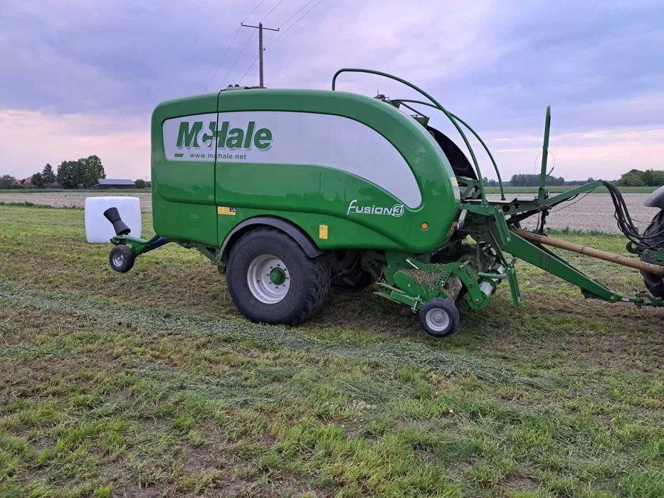 Mchale fusion 3 prasoowijarka - Enfardadeira de fardos redondos: foto 1 Mchale fusion 3 prasoowijarka - Enfardadeira de fardos redondos: foto 1