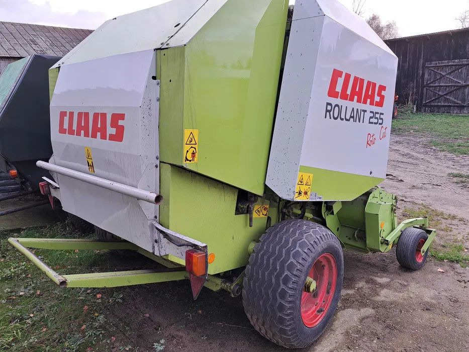 PRASA ROLUJĄCA CLAAS 255 RC - Enfardadeira de fardos redondos: foto 4 PRASA ROLUJĄCA CLAAS 255 RC - Enfardadeira de fardos redondos: foto 4