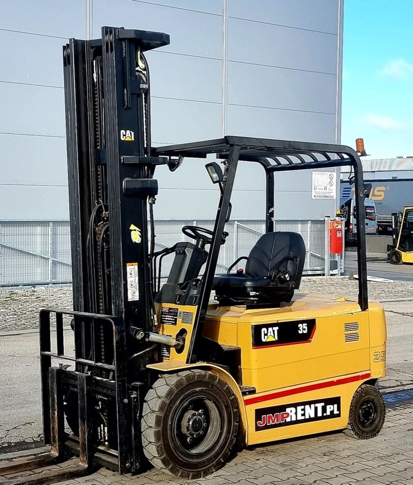 CAT EP 35 K PAC - Empilhadeira elétrica: foto 2 CAT EP 35 K PAC - Empilhadeira elétrica: foto 2