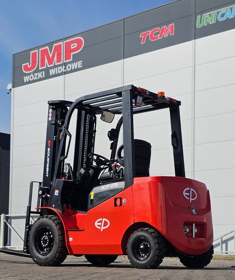 EP EFL 252 X LI-ON - Empilhadeira elétrica: foto 2 EP EFL 252 X LI-ON - Empilhadeira elétrica: foto 2