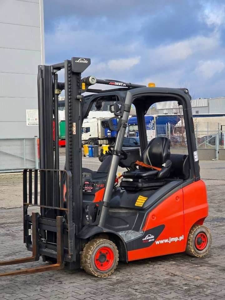 Linde H 16 T - 01 - Empilhadeira a gás: foto 3 Linde H 16 T - 01 - Empilhadeira a gás: foto 3