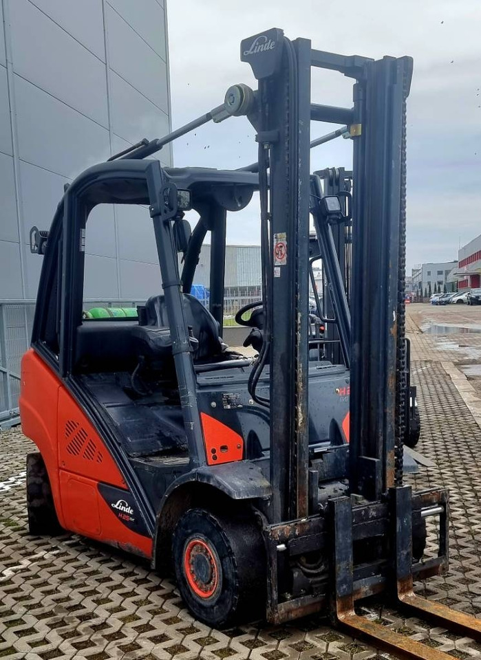 Linde H 25 T - 02 - Empilhadeira a gás: foto 4 Linde H 25 T - 02 - Empilhadeira a gás: foto 4