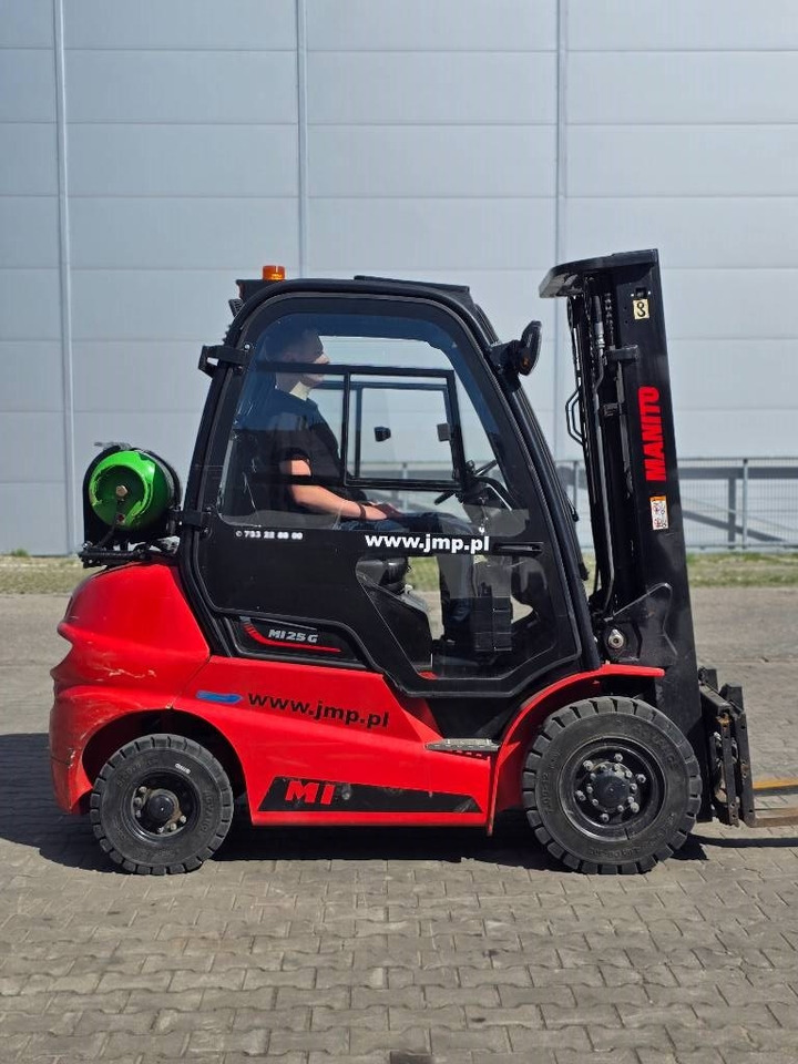 Manitou MI 25 G - Empilhadeira a gás: foto 3 Manitou MI 25 G - Empilhadeira a gás: foto 3