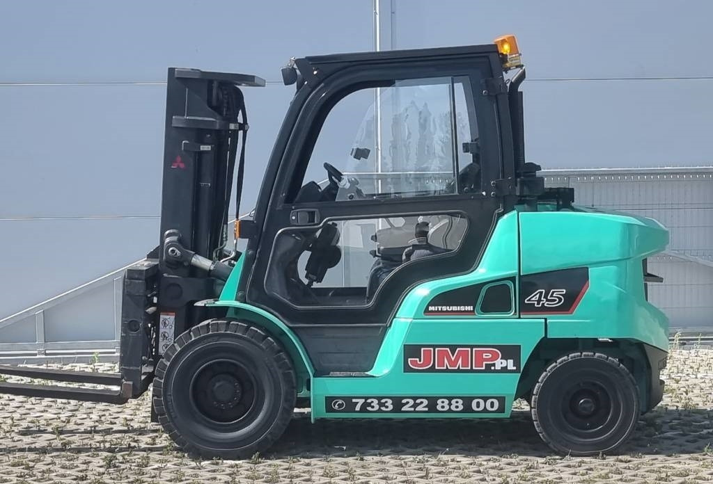 Mitsubishi FD45NT - Empilhadeira a diesel: foto 3 Mitsubishi FD45NT - Empilhadeira a diesel: foto 3